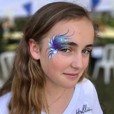 Face Painting Line Work, Eye Face Paint, Face Paint Designs, Face Painting Flowers, Eye Face Painting, Festival Face Paint, Adult Face Painting, Christmas Face Painting, Cheek Art