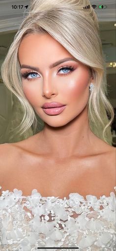 Bridal Makeup For Brown Eyes, Which Makeup, Seductive Makeup, How To Make Up, Best Natural Makeup, Classic Makeup, Make Up Inspiration, Halloween Makeup Inspiration