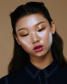 voulair:  Bae Yoon Young photographed by Kang Kyun Suk for Vogue Girl Korea Makeup Dewy, Preacher's Daughter, Glossy Skin, Party Make-up, 얼굴 드로잉, Glow Skin, People Watching