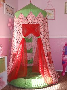 DIY hoola hoop fort. Could be a reading tent, or a secret hideaway, or a sleeping nook Reading Tent, Sleeping Nook, Secret Hideaway, Play Tent, Kid Spaces, Girls Room, My New Room, A Princess