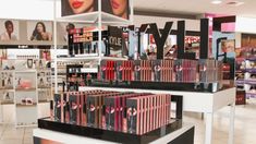 Kylie Cosmetics display at Ulta Kylie Kardashian Makeup, Loreal Lipstick, Jenner Makeup, Kylie Makeup, Makeup Companies, Kylie Lip Kit, Kylie Jenner Makeup, Instagram Giveaway, Kylie Cosmetic