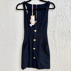 Nwt Gapaz Sleeveless Square Neckline Marina Mini Dress Navy Blue Women's Small Msrp: $198 Item Condition: New With Tag Brand: Gapaz Size: S Color: Navy Blue Sleeveless Square Neckline Mini Length Back Zip Closure Button Front Front Pocket Measurements Pit To Pit: 13" Waist: 12"Stretch Length: 31" Casual, Classic, Modest, Mature, Y2k, Preppy, Going Out, Day Out, Special Events, Luxury, Feminine, Girly, Stylish, Trendy 5 Star. Seller - 5.000+ Items Sold - Fast Shipping - Closets Of Influencers And Casual Navy Sleeveless Mini Dress, Navy Fitted Sleeveless Dress, Sleeveless Night Out Dress With Buttons, Blue Sleeveless Mini Dress With Buttons, Light Green Dress, Black Bandage Dress, Blue Sundress, Boho Hippie Dress, Bell Sleeve Romper