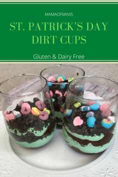 Green pudding, oreos, dairy free cream and lucky charms made into St. Patrick's Day Dirt Cups. Gluten Free Saint Patricks Day Desserts, Gluten Free St Pattys Day Dessert, Dairy Free St Patricks Day Desserts, St Patricks Desserts, Dirt Cups Dessert, Cup Desserts, Lactose Free Desserts, St Patrick Day Snacks, Gluten Free Oreos