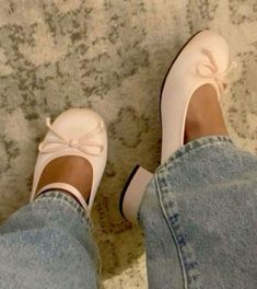 Casual Dress Shoes, Girly Shoes, Lily Rose Depp, Aesthetic Shoes, Swag Shoes, Comfortable Flats, Jane Shoes, Flats Shoes