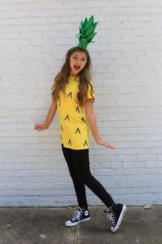 Kamri Noel, Modest Halloween Costumes, Food Halloween Costumes, Meme Costume, Halloween Camping, Halloween Coustumes