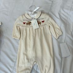 Beautiful Embroidered Cream Outfit With Peter Pan Collar And Plaid Trim Detail Looks Super Luxurious And High Quality Vintage Boys Clothes, Vintage Baby Boy Clothes, Baby Boy Ralph Lauren, Cream Outfit, Vintage Baby Boys, Ralph Lauren Vintage, Vintage Boys, Everything Baby, Baby Outfit