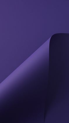 the back side of an iphone 8 plus with a purple background and curved design on it