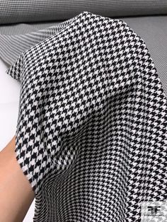 Italian Classic Houndstooth Cotton-Blend Suiting - Off-White/Black | FABRICS & FABRICS – Fabrics & Fabrics Black Fabrics, Houndstooth Fabric, White Houndstooth, Classic Italian, Fabric Gifts, Fashion Fabric, Black Design, Fabric By The Yard, Black Fabric