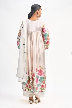 White kurta with floral stripe print and gota, metal coin embellished sleeve hem. Paired with cotton silk flared pant and gota bordered dupatta. - Aza Fashions White Kurta, Kurta With Pants, Floral Stripe, Pants Pattern, Set For Women, Cotton Silk, Aza Fashion, Stripe Print, Silk Printing