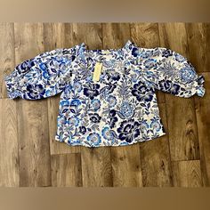 Rachel Zoe Women’s Floral Printed Blouse Size: M Condition: New With Tag Printed Blue Blouse For Brunch, Blue Printed Blouse For Brunch, Blue Cotton Blouse For Brunch, Rachel Zoe, Printed Blouse, Top Blouse, Floral Prints, Blue And White, Womens Tops