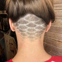 Long Hair Designs, Half Shaved, Funky Short Hair, Half Shaved Hair, Hair Tattoos, Mermaid Scales, Undercut Hairstyles, Undercut