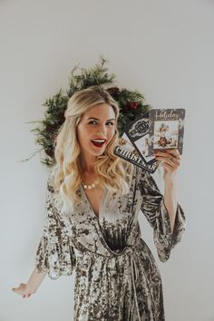 @Shutterfly has so many adorable Christmas card options, I can’t decide which to send out to my friends and family this Christmas! #shutterfly #ad Chic Engagement Party, Engagement Party Dress, Engagement Party Outfit, Outfit Ideas For Church, Amber Fillerup Clark, Pentecostal Fashion, Latina Outfit, Barefoot Blonde, Amber Fillerup