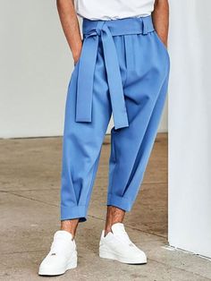 Solid Color Pants, Mens Pants Fashion, Loose Pants, Designer Clothes For Men, Mens Casual Outfits, Men's Casual, Mens Fashion Casual, Mens Clothing Styles