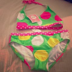 Girl Swimsuit -Top And Bottom. Bought This Plus 4 Other Ones . Daughter Never Got To Wearing It And Now She’s Too Big For It . Cute Green Swimwear For Beach Season, Cute Green Swimwear For Poolside, Cute Fitted Green Swimwear, Cute Green Fitted Swimwear, Swimming Swimsuit, Swimsuit Tops, Womens Swim, And Now, Swimming