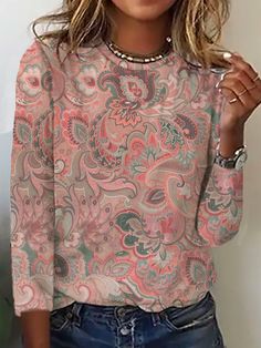 Paisley Printed Long Sleeve Casual T-Shirt | zolucky Laura Outfits, Paisley Fashion, Chic Tops, Vintage T Shirts, Chic Sweaters, Vintage Floral Print, Green Material, Boho Casual, Neck Pattern