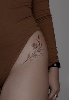 Pelvic Tattoos, Floral Hip Tattoo, Basic Tattoos, Hip Thigh Tattoos, A Secret Garden, Hip Tattoos Women