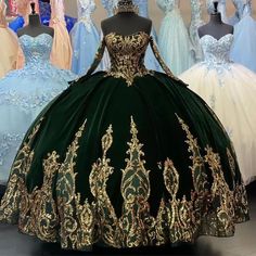 Emerald Quinceanera Dress Long Sleeve, Green Quinceanera Dresses With Sleeves, Silk Quinceanera Dresses, Quinceanera Dresses Dark Green, Dark Green Quince Dress, Velvet Quinceanera Dresses, Dark Green Quinceanera Theme, Dark Green Quinceanera Dresses, Emerald Quince