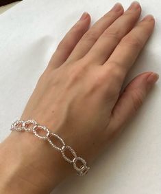 Beaded bracelet Bracelet Simple, Simple Bracelets, Perfect Gift For Her, Delicate Bracelet, Beaded Bracelet, Gift For Her, Beaded Bracelets, Gifts For Her, Perfect Gift