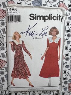 a woman's dress and top sewing pattern from the 1970's is shown