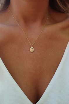 Dainty Necklace With Miraculous Medal, Gold Miraculous Medal Jewelry, Jewelry Layering, Mary Necklace, Virgin Mary Necklace, Mother Necklace, Dainty Diamond Necklace, Gold Letter Necklace