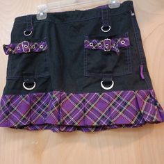 Tripp Nyc Goth Punk Black Purple Plaid Pleated Mini Skirt Xs Supe Rare!! *** In Excellent Condition!! Smoke Free Clean Home!!! Vintage Hot Topic, Deadstock, Y2k Ask Any Questions You May Have !!! *** :))) Edgy Fitted Purple Bottoms, Fitted Edgy Purple Bottoms, Fitted Purple Y2k Bottoms, Vintage Hot Topic, Plaid Pleated Mini Skirt, Tripp Nyc, Home Vintage, Purple Plaid, Goth Punk