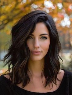 19 Stunning Shoulder Length Fall Hair 2024 Styles Featuring Color Blonde, Red and Brunette Trends with Fresh Cuts and Color Ideas Shoulder Length Black Hair, Brown Hair With Lowlights, Dark Fall Hair Colors, Dark Fall Hair, Wavy Hairstyle, Dark Brunette Hair, Haircuts For Medium Length Hair, Fall Hair Color For Brunettes, Modern Fall