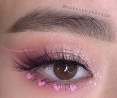 #eyemakeupideas Cute Simple Pink Eye Makeup, Cute Makeup Looks Aesthetic Pink, Kpop Concert Makeup Looks, Pink Eyeliner Makeup Looks, Cute Makeup Looks Pink, Pink Eye Makeup Aesthetic, Pink And Brown Makeup Look, Pink Concert Makeup, Love Makeup Looks