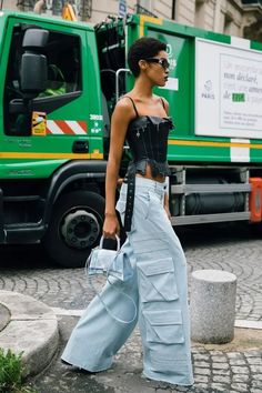 Corset Belt Outfit, Summer Fits Aesthetic, Italian Summer Outfits, Corset Outfit, European Summer Outfits, Looks Street Style, European Summer, Edgy Outfits