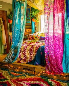 Hippie Curtains, Door Window Curtain, Patchwork Curtains, Vintage Sari Fabric, Indian Living Rooms, Bohemian Room