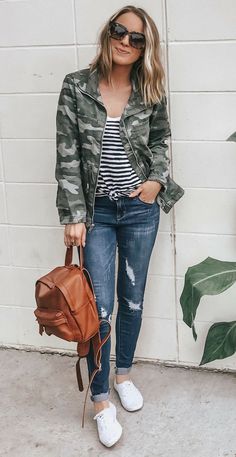 How to Style Camo for Fall 2018 | Fall Trend Fall Fashion Trends Women, Fall Trends Outfits, Camouflage Jacket, Jacket Outfit, Outfit Trends, Camo Jacket, Fall Fashion Trends, Autumn Fashion Women