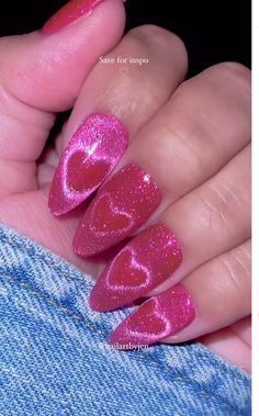 Cat Eye Nails With Heart, Valentines Day Cateye Nails, Heart Cateye Nails, Cat Eye Nails Heart Design, Heart Cat Eye Nails, Red Cat Eye Valentines Nails, Pink Cat Eyes Nail, Winter Nail Art, Cat Eye Nails