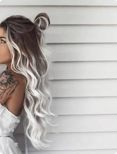 Black To Platinum Blonde Hair, Fun Colors For Brunettes, Sassy Haircuts Medium Choppy Layers, Medium Length Icy Blonde Hair, Dark Roots Blonde Hair Balayage Platinum, Under Color Hair Ideas Blondes, Unusual Hair Colours, Brown To Blonde Transition, Spring Hair Color Ideas For Blondes