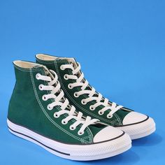 Converse Chuck Taylor All Star Hi High Top Midnight Clover Green / White / Black / Amazon Green Unisex Sneakers A00785f Nwt Brand: Converse Model: Chuck Taylor All Star Hi Style Code: A00785f Color: Midnight Clover Green / White / Black Gender: Unisex, Listed As Men's Shoes. Size Guide: Us Men's 11.5 / Us Women's 13.5 / Uk 11.5 / Eur 46 / Cm 30 Features: Canvas Upper Is Lightweight And Durable. The Timeless Silhouette You Know And Love. High Profile For Classic Coverage. Medial Eyelets Enhance A Green Cotton Sneakers For Streetwear, Green Cotton Streetwear Sneakers, Casual Green High-top Sneakers, Green Ankle-high Sneakers For Streetwear, Casual Green Mid-top Canvas Shoes, Green High-top Canvas Shoes With Rubber Sole, Green Sporty Canvas High-top Sneakers, Sporty Green Canvas High-top Sneakers, Sporty Green High-top Cotton Sneakers