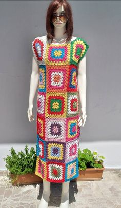 🧿🧿 Mettallic dress, Colorful Afghan dress knitted with 100% cotton thread. 💯 It is a great pleasure for me to knit this lovingly knit dress in the size and height you want.⬅️⬇️➡️ A dress suitable for every concept, whether in daily life, on the beach or on the beach.  You can write to me for your size and height customizations. 🧶🧵 And that dress was truly knitted with love. ❤ *The product should not be washed with bleach; Only colored and mild detergent should be used. *Hand wash up to 40ºC Plus Size Crochet, Crochet Colorful, Multicolor Maxi Dress, Afghan Dress, Granny Square Afghan, Colorful Dress, Summer Beach Dress, Afghan Dresses, Hoodie Cardigan