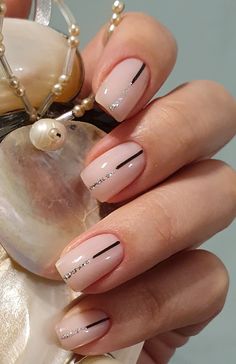 Unghie Sfumate, Work Nails, Her Nails, Black Nail, White Nail, Short Nail Designs, Neutral Nails, Classy Nails