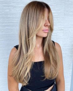 Wash And Go Haircuts, Layered Haircuts Straight Hair, Haircuts For Long Hair Straight, Long Hair Cuts Straight, Long Length Haircuts, Layered Haircuts For Medium Hair, Pinterest Makeup, Long Layered Haircuts