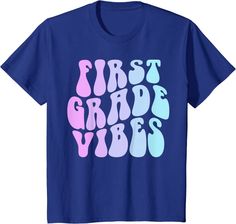 First Grade Vibes - 1st Grade Team Retro 1st Day of School T-Shirt : Amazon.co.uk: Clothing Teacher Team, First Grade Teachers, Retro 1, 1st Day Of School, Uk Clothing, 1st Day, High School Graduation, Back To School Outfits