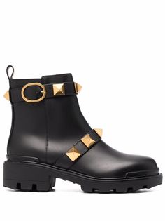 black leather signature Roman Stud detailing round toe side buckle fastening pull-tab at the heel low block heel Studded Combat Boots, Combat Boots Black, Valentino Garavani Shoes, Black Combat Boots, Low Block Heels, Pull Tab, Boot Shoes Women, Biker Boot, Valentino Garavani