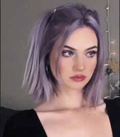 Short Dyed Hair, Hair Streaks, Hair Idea, Lavender Hair, Hair 2024, Hair Color Purple, Peinados Fáciles Para Cabello Corto, Short Hair Color