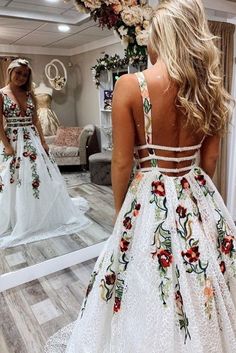 White Prom Dress Long, White Prom Dresses, School Event Dress, Prom Dress Black, White Prom, White Prom Dress, Cute Prom Dresses, Pretty Prom Dresses, Beauty Dress