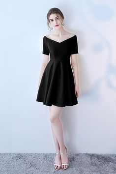 Shop Black V-neck Short Homecoming Dress with Short Sleeves online. All instock with free shipping. Pro since 2009. Black Formal Dress Short, Short Princess Dress, Black Dress Elegant, Dress Elegant Short, Fancy Short Dresses, Burgundy Homecoming Dresses, Elegant Dresses Short, Black Dresses Classy, Perfect Girl