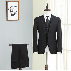 Product information: Edition type: Slim suit Process: Fusible lining process Collar type: flat collar Collar width: Narrow collar (below 7cm) Placket/Button: Two single-breasted buttons Material: PolyesterPolyester content: 70% (inclusive) -79% (inclusive) Subdivision style: business casual pattern: plain Material composition: polyester fiber 78% viscose fiber (viscose fiber) 22% ﾠ Size information: Size: 165/S 170/M 175/L 180/XL 185/XXL 190/XXXL Prevention: 1. Asian sizes are 1 to 2 sizes small Office Three-piece Suit With Suit Collar And Single Button, Office Three-piece Suit With Single Button And Suit Collar, Office Three-piece Suit With Single Button, Black Professional Sets For Business Casual, Three-piece Suit With Single Button, Black Slim Fit Office Sets, Single-breasted Three-piece Suit With Suit Collar For Office, Black Single Breasted Business Casual Sets, Classic Tailored Black Sets