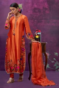 Shop for Niti Bothra Orange Kora Silk Floral Applique Kurta Pant Set for Women Online at Aza Fashions Niti Bothra, Applique Kurta, Tassel Dupatta, Mughal Motifs, Kurta Pant Set, Applique Work, Luxury Sale, Pakistani Suits, Kurta With Pants