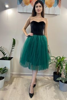 Elegant Tulle Skirt for Women - Custom-Made for Every Occasion Add a touch of elegance and whimsy to your wardrobe with our handmade tulle skirt! Perfect for weddings, parties, photoshoots, or everyday wear, this versatile skirt is designed to make you feel special, whatever the occasion. ✨Features: Handcrafted Quality: Made with care from soft, high-quality tulle that creates a beautiful, airy, and layered look. Custom Length Options: Choose from knee-length, midi, or full-length to perfectly match your style and needs. Flattering Fit: Designed with a comfortable elastic waistband that sits high on the waist for a flattering silhouette. Variety of Colors: Available in a range of colors, from classic white and black to pastel pink, lavender, and more. Custom color options are also availabl Green Midi Pleated Skirt For Party, Green Fitted Pleated Skirt For Party, Green Pleated Skirt For Party, Green Skirted Party Dress, Green Skirted Dress For Party, Green Skirted Dress With Lined Skirt, Green Flowy Midi Skirt Dress, Green Midi Skirt Dress For Party, Green Long Pleated Skirt Dress