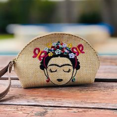 Frida Kahlo Jute Coin Bag. Perfect Little Gift For The Holidays. Don’t Forget You Can Add It To A Bundle To Get A Discount Or Make An Offer. Thank You For Viewing Coin Bag, Mini Bags, Little Gifts, Mini Bag, Coin, Bag Lady, Thank You, Holidays, Cream