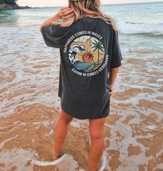 Happiness Comes in Waves Tee Summer Graphic Tee - Etsy Happiness Comes In Waves, Oversized T Shirt Dress, Summer Graphic Tee, Boho Tees, The Only Exception, Cruise Shirt, T Shirt Oversize, Beach T Shirts, Comfort Colors Tee