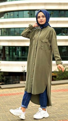 Style Outfits Summer, Plain Dress Casual, Summer Vibes Aesthetic, Summer/fall Outfits, Aesthetic Summer Outfits, Designer Aesthetic, Blouse Casual Fashion, Modest Fashion Hijab, Pakistani Fashion Casual