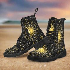 Celestial moon sun wicca Martin Boots-MoonChildWorld Moon Boots Black, Witchy Boots, Boots Moon, Halloween Boots, Style Combat Boots, Moon Shoes, Witch Shoes, Witch Boots, Gothic Boots