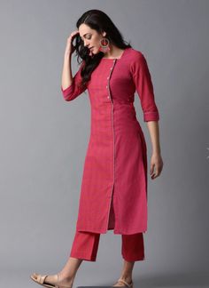 Plain Kurti Designs, Dress Pattern Free, डिजाइनर कपड़े, Silk Kurti Designs, Indian Kurti Designs, Kurti Sleeves Design, New Kurti Designs, Churidar Designs, Simple Kurta Designs