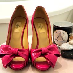 Valentino Pink Patent Leather Heels Pumps. Excellent Condition, Barely Worn. Box Included. Valentino Pink, Valentino Garavani Shoes, Patent Heels, Patent Leather Heels, Heels Pumps, Valentino Garavani, Leather Heels, Pumps Heels, Shoes Women Heels